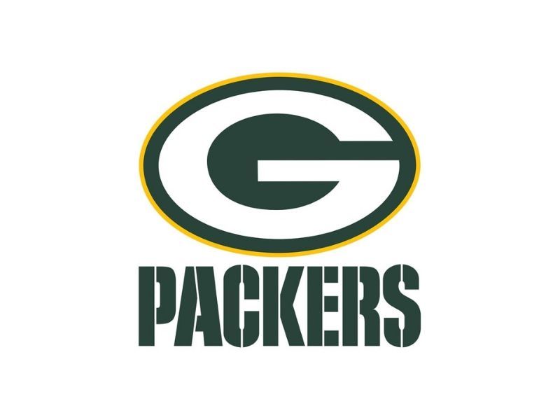 Sen. Baldwin Wants All Wisconsinites To Have Access To Packers' Games