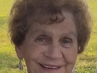 Helen Daniels Obituary