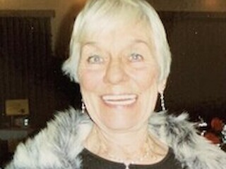 Carol Burrows Obituary