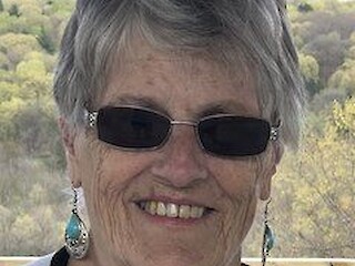 Helen Larson Obituary