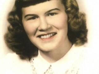 Lois F. Gravunder Obituary