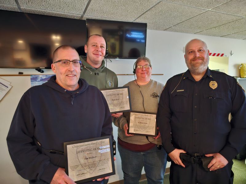 Chippewa Falls Police Chief Commends Emergency Communications Center Heroes For Life-Saving Actions