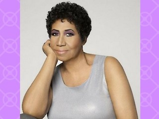 Aretha Franklin, Queen of Soul, Dies at 76 Article Image