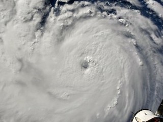 Governor Walker Issues Executive Order Relating to Hurricane Florence Article Image