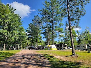 Anchor Campgrounds Announces 'Hero Weekend' Honoring Veterans, Law Enforcement Article Image