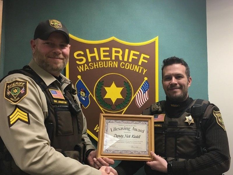 Washburn County Sheriff's Deputy Receives Life Saving Award